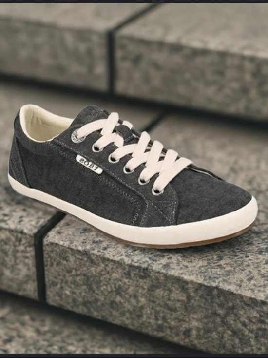 Taos Footwear Shoes - Taos Star Lace Up Sneakers